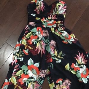 Strapless Hawaiian bell bottom jumper